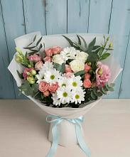Букет цветов из:  Розы, Лизиантусы и Хризантемы в Комсомольске Кемеровской области