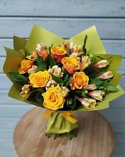Букет цветов из:  Альстромерии и Розы в Комсомольске Кемеровской области
