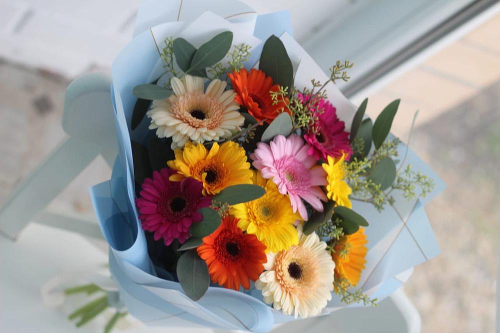 Букет цветов из: Герберы в Комсомольске Кемеровской области