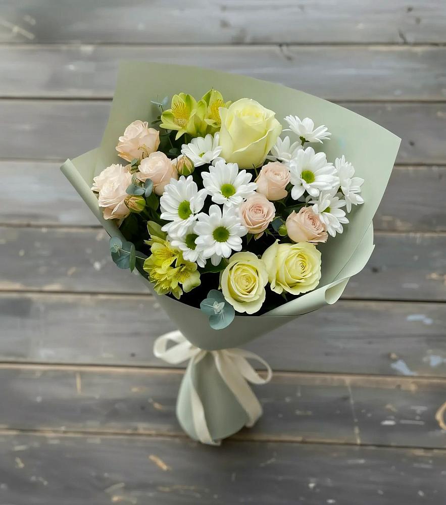 Букет цветов из: Альстромерии, Розы и Хризантемы в Комсомольске Кемеровской области