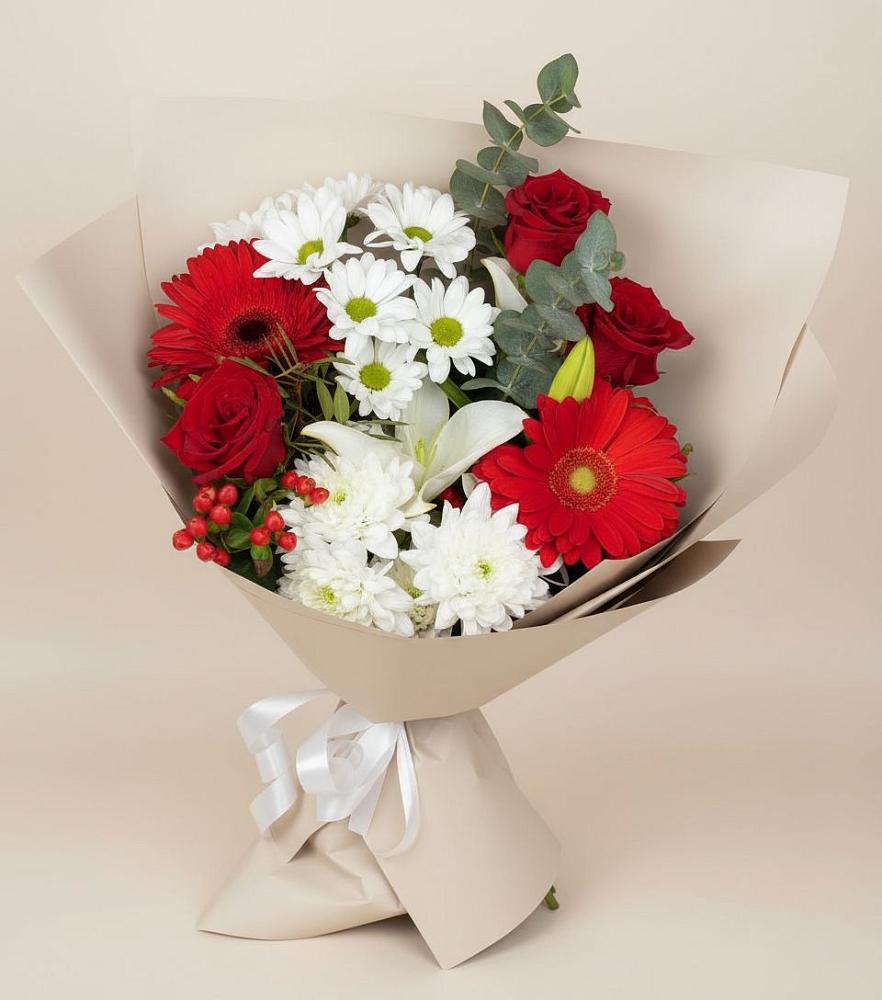 Букет цветов из: Розы, Хризантемы, Герберы и Лилии в Комсомольске Кемеровской области