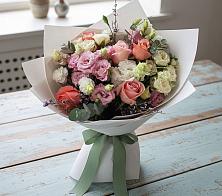 Букет цветов из:  Розы, Лизиантусы и Гвоздики #REPLACE_PRED# Комсомольске Кемеровской области